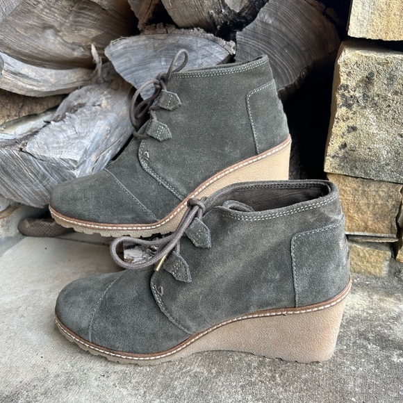Toms olive green lace up suede ankle women’s boots NWOB Sz-9. F - Picture 7 of 12